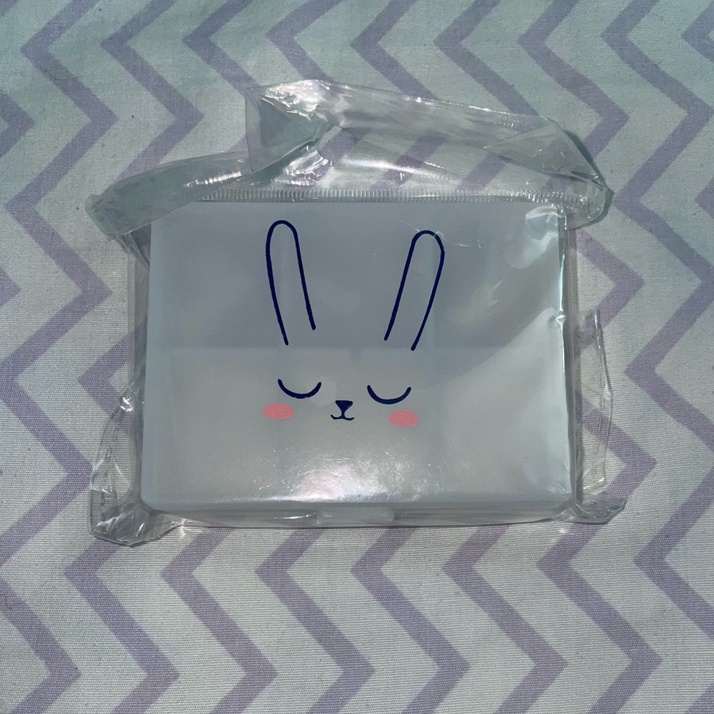 Rabbit design adjustable Storage Container